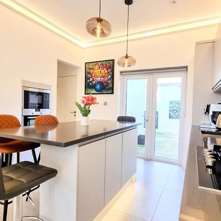 Surbiton Luxury Garden House 19 빌라 외부 사진