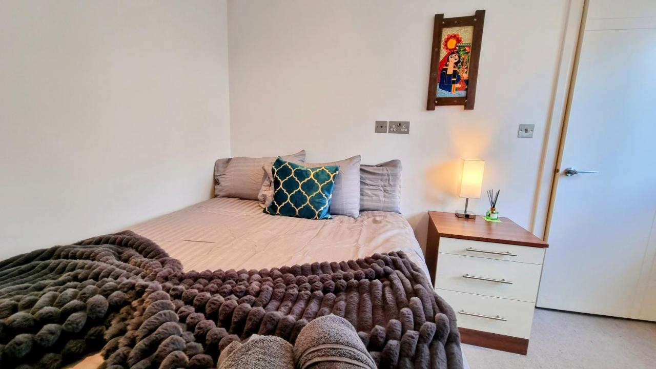 Surbiton Luxury Garden House 19 빌라 외부 사진
