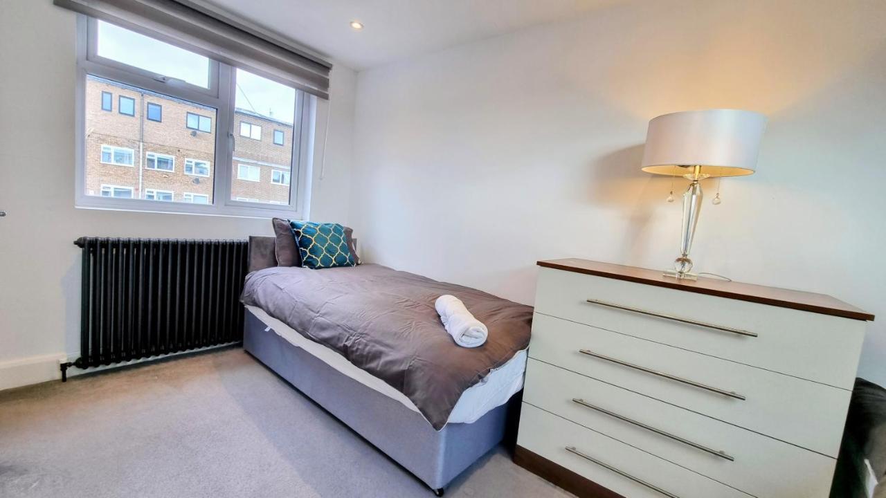 Surbiton Luxury Garden House 19 빌라 외부 사진