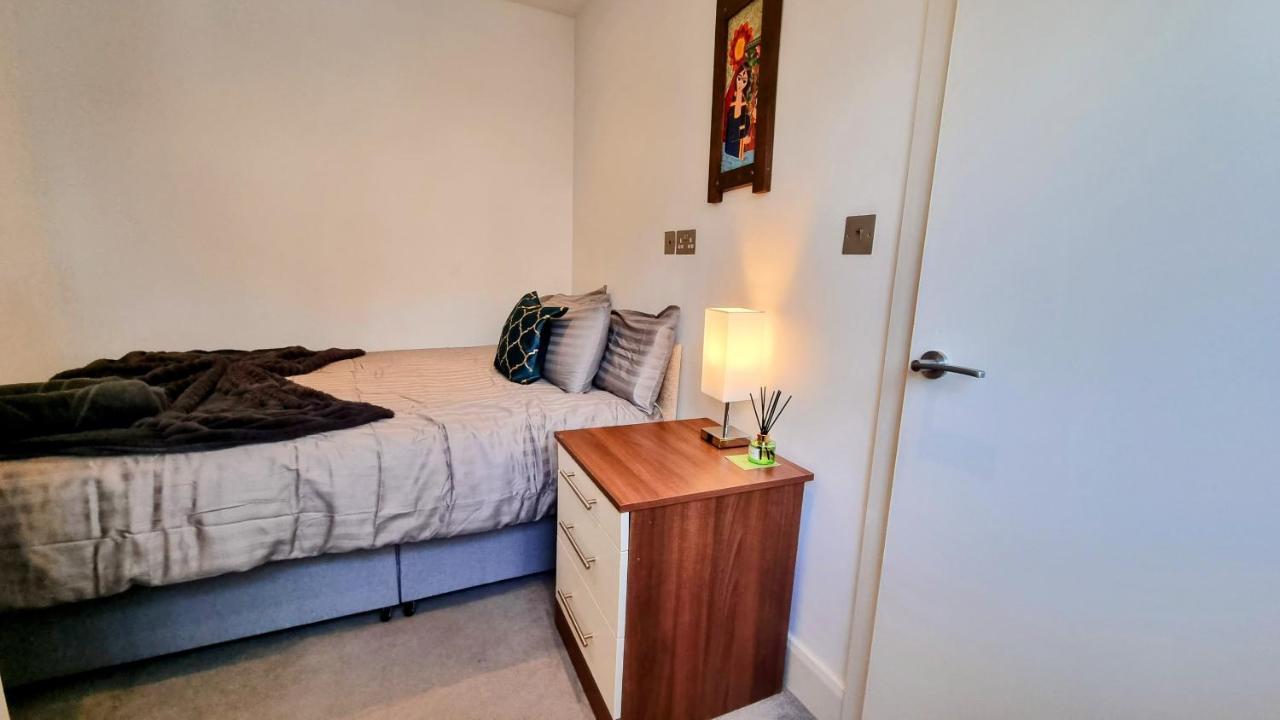 Surbiton Luxury Garden House 19 빌라 외부 사진
