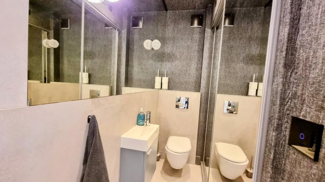 Surbiton Luxury Garden House 19 빌라 외부 사진