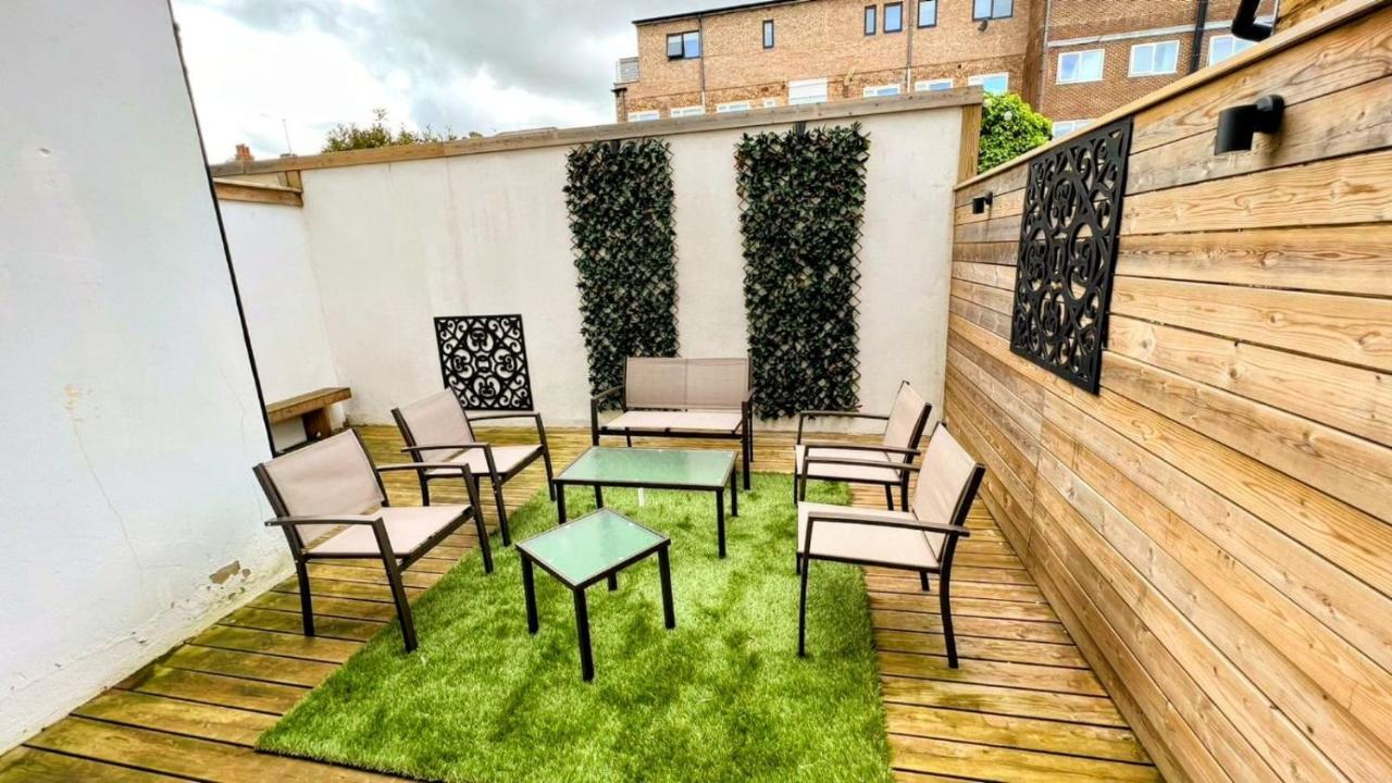 Surbiton Luxury Garden House 19 빌라 외부 사진